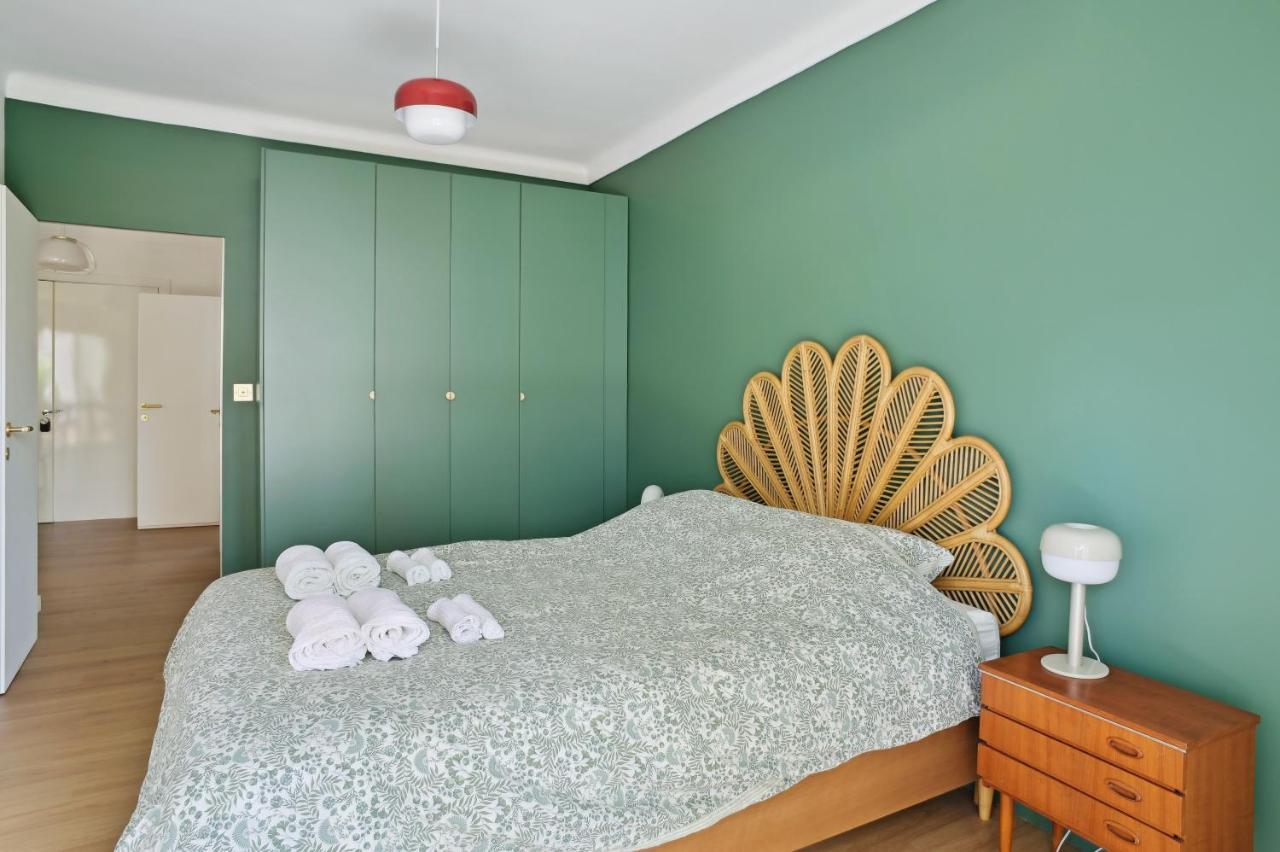 Designer Flat, Luxurious, Close From Palais, Terrasse, Private Garage, Air Conditoning Apartamento